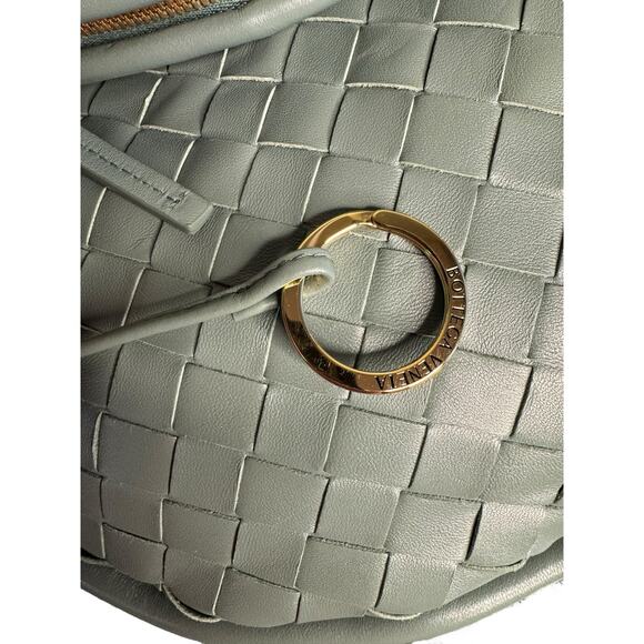 Bottega Veneta NWT Medium Gemelli Intrecciato Leather Bog in Aloe - Picture 5 of 16